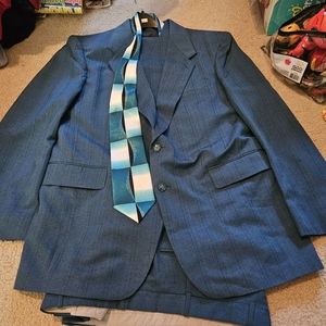Gino Cappeli Men's 3 Piece Suit Blazer Jacket Vest Pants Blue 46L P41 With Tie. 